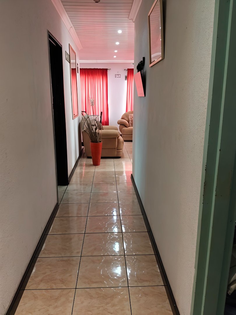 3 Bedroom Property for Sale in Rosedale Western Cape